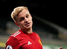 Van de beek fluffs yet another opportunity and mata looks lost. Donny Van De Beek Shows Manchester United Fans What They Re Missing As Midfielder Notches Second Netherlands Goal