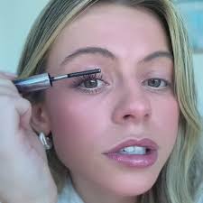 Olivia Blaire Iron Wand Mascara