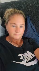 My bad 😭😭 Get you a man who will never lay finger