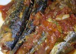 Nama latin ikan layang ekor merah atau nama ilmiah: Resep Ikan Layang Pedas Tanpa Msg Oleh Putri Eka Cookpad