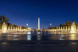 Washington Monument With Fountain At Night With In Washington Dc Usa Washington Monument Dc Monuments Washington Dc