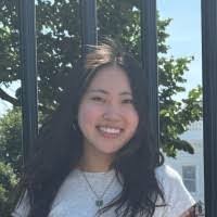 Doris Hong's Instagram, Twitter & Facebook