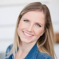 Mariah Farrell's Instagram, Twitter & Facebook