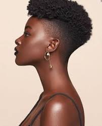 Idées de coiffures à faire seule diy. Ces Coiffures Qui Ont L Art De Sublimer Les Cheveux Crepus