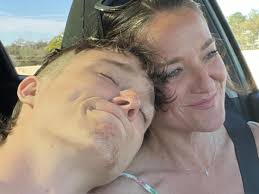 Turner David Henry's Memorial Website