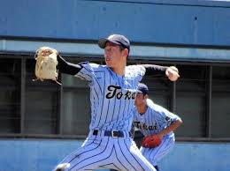 東海大相模 は 川和 のエース・ 吉田 悠平 を前にに8回まで1ー1の同点も9回に3番手で好投していた 石田 隼都 の適時打を皮切りに打線がつながり6得点を挙げ、7対1で勝利し5回戦進出を決めた。 Focclk2uvlb6mm