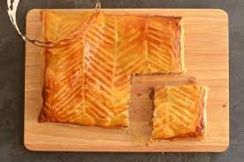 Galette Des Rois Au Chocolat Et A La Noix De Coco Recette Galette Des Rois Galette Des Rois Chocolat Noix De Coco
