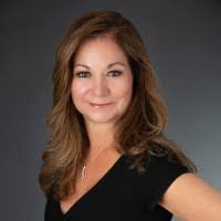 Hannah Perrin's Instagram, Twitter & Facebook