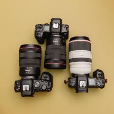 Canon 6d Sigma 35mm 1 4 Art Samguw Bts Camera Gear On Instagram If I Had Three Hands One Of Each Would Be Holding These Bad Boys Canon Eos R5 Canon Eo In 2020 Camera Hacks Camera Gear Eos