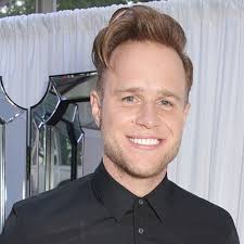 Olly Murs finally reunited with twin in Twitter photo
