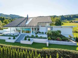 Das bringt einerseits den großen vorteil mit, dass weber zwar ganz gute häuser baut, aber auf der anderen seite wurden natürlich auch jahrzehntelang strukturen aufgebaut, die. Huf Haus Fachwerkhauser Seit 1912 Musterhaus Net