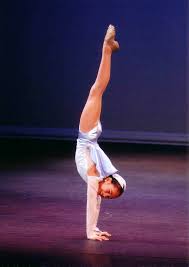 We would like to show you a description here but the site won't allow us. Handstand Wikipedia