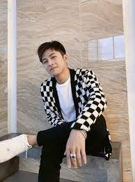 Anh hiện là nam ca sĩ trẻ đang được nhiều các bạn trẻ yêu mến trên cộng đồng mạng. 20 Gin Y TÆ°á»Ÿng Gin Hinh áº£nh áº£nh Tá»± Chá»¥p