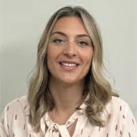 Alana Ryan's Instagram, Twitter & Facebook