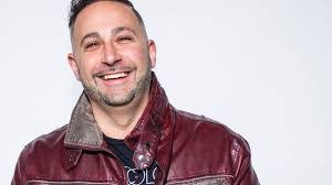 Emile Ghantous's Instagram, Twitter & Facebook