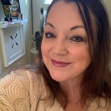 Hi foodies! Looking for suggestions... I'm looking for a location that is  open for breakfast (preferably near freeway exit) in Milwaukee Co. to hold  a meeting twice a month at 9am for