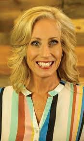 Lindsay Childress's Instagram, Twitter & Facebook