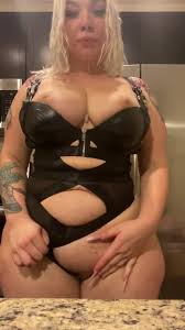 FullSizeRender - Porn Videos & Photos - EroMe