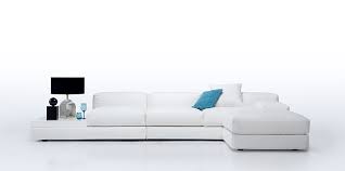 Hast du etwas mehr platz, kannst du die sofas auch mit anderen sitzmöbeln wie hockern und sesseln zu einer sitzgruppe arrangieren. Design Dreisitzer Sofa Divano G101 Mit Tisch Und Hocker