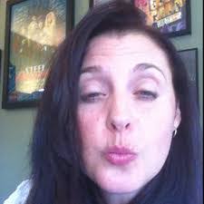 Allison Schlueter's Instagram, Twitter & Facebook