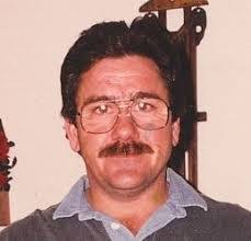 Larry Secrest's Instagram, Twitter & Facebook