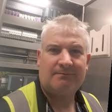 This is Aisling Murphy's First class who lined up in a guard of honour for  their beloved teacher whom they idolised.❤❤❤❤