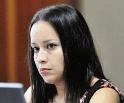 Fiscala Criss González sale airosa de causa abierta por críticas de  presidente Rodrigo Chaves