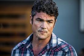 WA's Joe Kent and a new generation of combat vets, eyeing House, strike  from the right