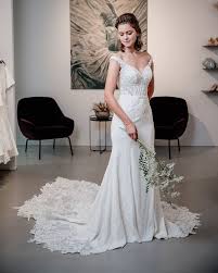 Check spelling or type a new query. Brautkleidmitschleppe Explore Facebook