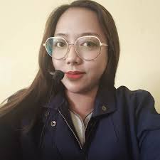 Ana Suan's Instagram, Twitter & Facebook