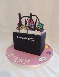 And that, sirs, is how to make bechamel sauce , one of the five mother sauces of classic french cuisine. Pin By Lea Stegmuller On Eva S Sweet 16 Mac Cake Make Up Cake Makeup Birthday Cakes