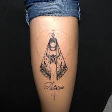Ó santíssima virgem maria, rainha do rosário e mãe da misericórdia, que dignaste manifestar em fátima a ternura do vosso imaculado coração, trazendo mensagens de salvação e de paz. 65 Fotos De Tatuagem De Nossa Senhora Que Vao Te Inspirar