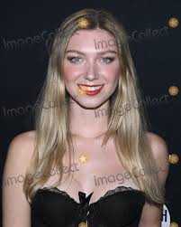 Isabella Blake-Thomas Pictures and Photos