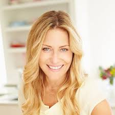 Le Régime Anti-Inflammatoire: Transformez votre santé : 2000 jours de  délices culinaires anti-inflammatoires pour soulager l'inflammation,  renforcer l'immunité et améliorer votre bien-être. : PEAY, CALLIE, Roche,  Virgine: Amazon.fr: Livres