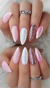 Toujours populaire auprès de la gent féminine, ce. 140 Idees De Ongles Pour Mariage Ongles Pour Mariage Ongles Idees Vernis A Ongles