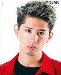 Moriuchi takahiro (森内貴寛) is a former member of johnny's entertainment group news and current vocalist of the japanese rock band one ok rock, where he goes by the name taka. One Ok Rock Taka Oneokrock Rocksound Facebook