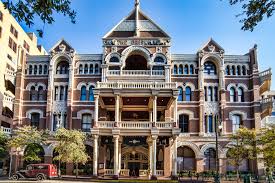 Cactus hotel befindet sich in einer gegend von san angelo, die bei reisenden aufgrund der flusskulisse besonders beliebt ist. 10 Of The Most Haunted Places In The Texas Hill Country