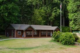 This preserve, with three short, easy hikes, opened in 2014 and doesn't yet draw many visitors. Deception Pass State Park Wa Cornet Bay Retreat Center Recreation Hall Mapio Net