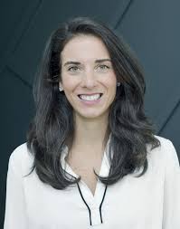 Danielle Mahon's Instagram, Twitter & Facebook