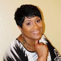 Shonda Simmons's Instagram, Twitter & Facebook