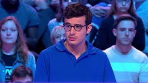 L'animateur des 12 coups de midi a en effet raconté la fois où l'émission a failli être interrompue à cause d'une mouche. Paul Elimine Des 12 Coups De Midi La Gerante De L Hotel Ou Il Logeait L A Confirme Photos Soirmag