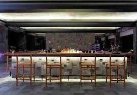 The bar at town restaurant in charlotte, north carolina features dupont™ zodiaq® quartz surfaces. Top 40 Besten Home Bar Designs Und Ideen Fur Manner Next Luxus
