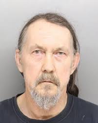 Jerry Earls's Instagram, Twitter & Facebook