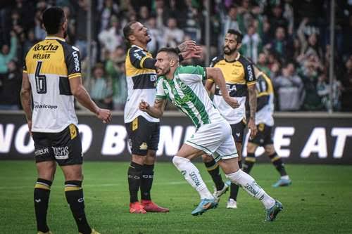 Juventude vence o Crici&uacute;ma em confronto direto pelo G-4 da S&eacute;rie B