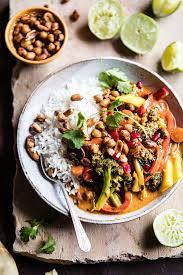 Are You Looking For A Healthy Thai Curry Recipe With A Twist In This Video Half Baked Curry Recipes Half Baked Harvest Recipes Weeknight Dinner Recipes Easy