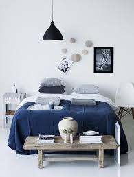 Alors, comment profiter des dernières tendances en matière de couleurs de décoration tout en créant un espace de repos dont l'ambiance correspond. Quel Bleu Pour Une Chambre