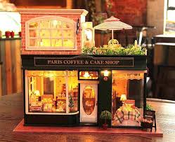 Please Note This Is A Diy Kit Including All The Materials Need To Build The Dollhouse Showed Avec Images Diy Maison Poupee Maison De Poupee En Bois Poupees Miniatures