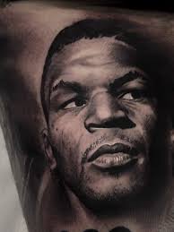 Hoy he tatuado este Atlas. Una oda a la mitología griega: Atlas, el titán  condenado a sostener el mundo sobre sus hombros. He intentado capturar la  esencia de la resistencia y la