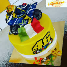 Pembalap italia yang usianya hampir 40 tahun itu digosipkan akan menikahi. Valentino Rossi Fans Gibt Backerei Konditorei Petermann Facebook