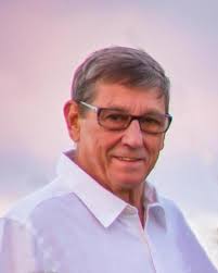 Robert Imhof's Instagram, Twitter & Facebook